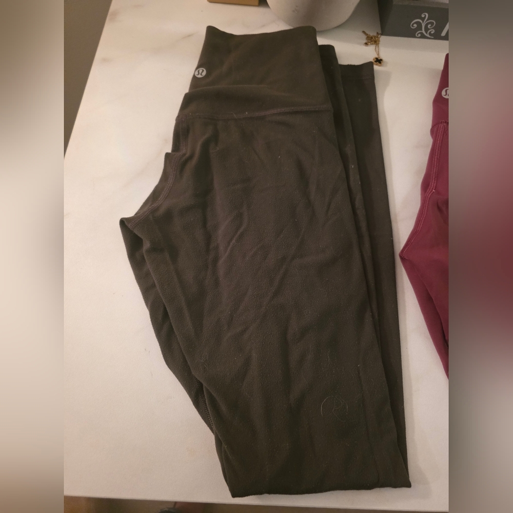 Lululemon Athletica Olive Green and Burgundy Leggings - Picture 3 of 4